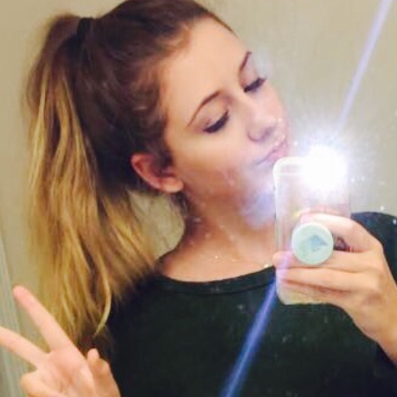 ava_270